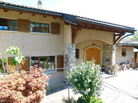 Fully, Valais - Maison mitoyenne 5.5 pièces 200.00 m2 CHF 900'000.-