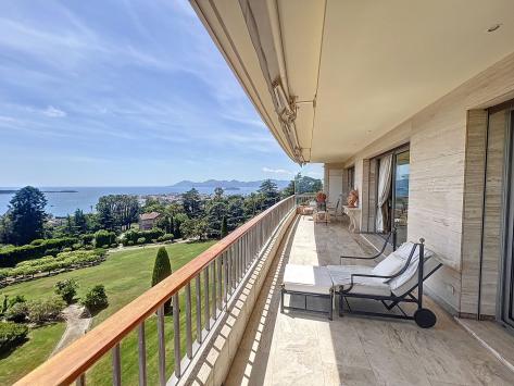 Cannes, Provence-Alpes-Côte d'Azur - Appartement 3.5 pièces 140.00 m2 EUR 2'200'000.-