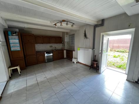 Alle, Jura - Maison 6.0 pièces 300.00 m2 CHF 320'000.-