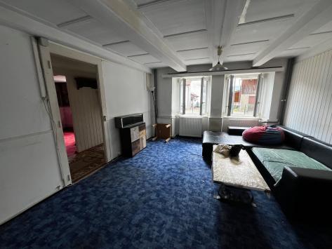 Alle, Jura - Maison 6.0 pièces 300.00 m2 CHF 320'000.-