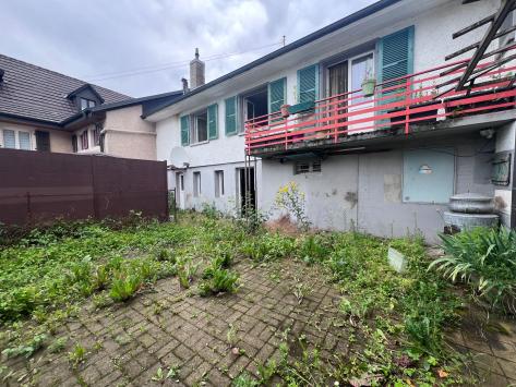 Alle, Jura - Maison 6.0 pièces 300.00 m2 CHF 320'000.-