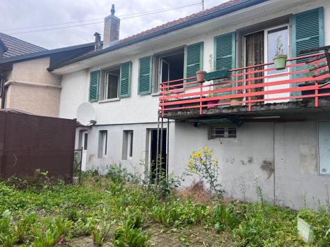 Alle, Jura - Maison 6.0 pièces 300.00 m2 CHF 320'000.-