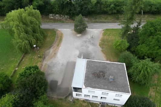 Courgenay, Jura - Commerce 10.0 pièces 320.00 m2 CHF 695'000.-