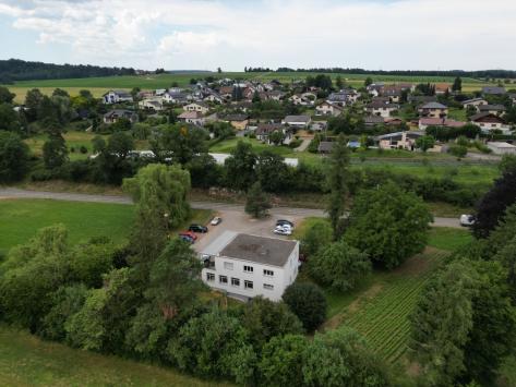 Courgenay, Jura - Commerce 10.0 pièces 320.00 m2 CHF 695'000.-