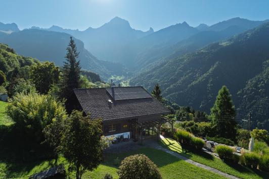 Bex, Vaud - Chalet 7.5 Rooms 201.33 m2 CHF 1'280'000.-