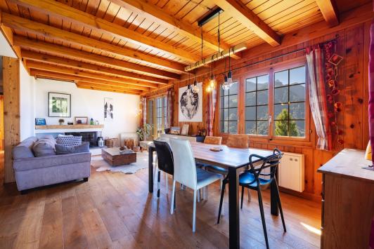 Bex, Vaud - Chalet 7.5 Rooms 201.33 m2 CHF 1'280'000.-