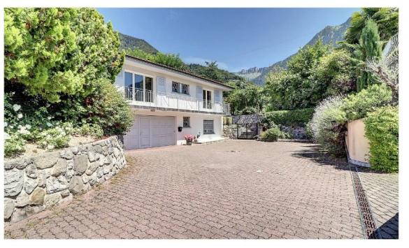 Villeneuve, Vaud - Maison 6.5 pièces 248.00 m2 CHF 2'520'000.-