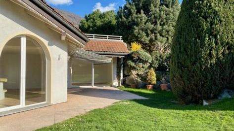 Location Bramois Geneviève Ground floor apartment Ground floor apartment, 4.5 Rooms, 152.00 m2  CHF 2'900.- 1967 Bramois