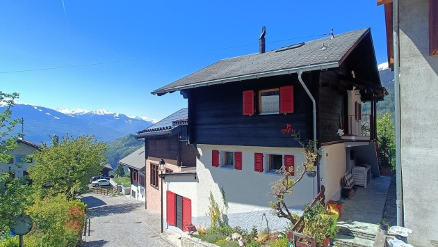 ch206a_La quiete Icogne maison 5,5 pièces Seiler, jardin Maison villageoise Maison villageoise, 4.5 pièces, 98.40 m2  CHF 548'000.- 1977 Icogne