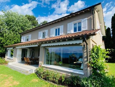 La Croix (Lutry), Vaud - Villa 8.0 Stanze 215.67 m2 Prezzo su richiesta