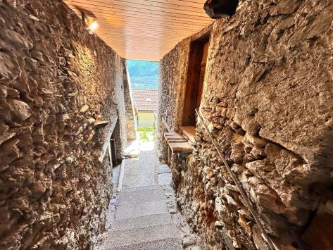 Varen, Valais - Maison 6.0 pièces 171.00 m2 CHF 455'000.-
