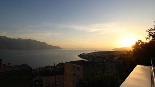 hegg Attique Attique, 5.5 pièces, 246.67 m2  CHF 5'000.- / mois 1822 Chernex