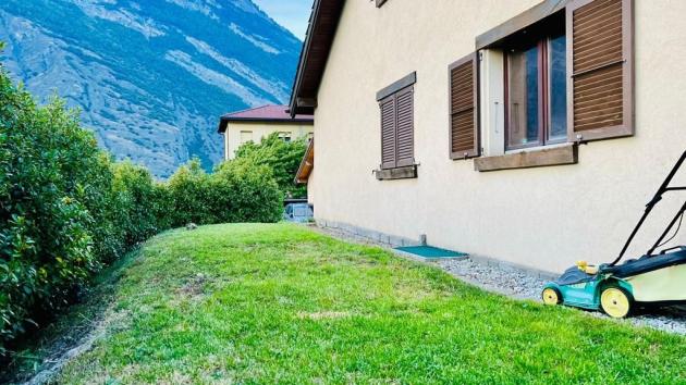 Saxon, Valais - Villa mitoyenne 7.5 pièces 725.00 m2 CHF 790'000.-