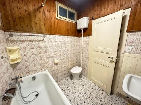 Porrentruy, Jura - Immeuble mixte 11.0 pièces 378.00 m2 CHF 565'000.-