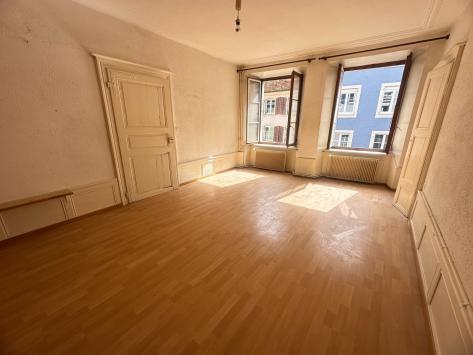 Porrentruy, Giura - Edificio misto  95.00 m2 CHF 615'000.-