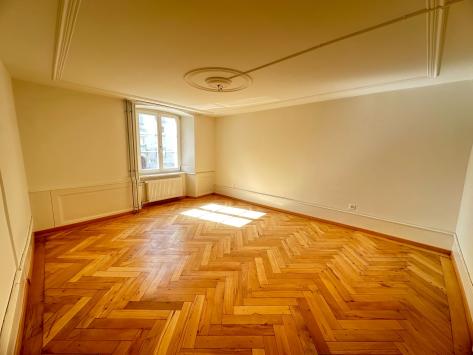 Porrentruy, Jura - Immeuble de rendement  658.00 m2 CHF 2'200'000.-