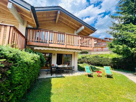 Crans-Montana, Valais - Chalet 5.5 Rooms 185.00 m2  from CHF 3'000.- / week