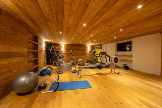 Crans-Montana, Valais - Traversant 5.5 pièces 192.75 m2 CHF 3'200'000.-