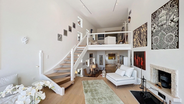 Super Crans  Duplex Duplex, 3.5 pièces, 180.00 m2  Prix sur demande 3963 Crans-Montana