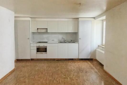 Porrentruy, Jura - Immeuble mixte 8.0 pièces 520.00 m2 CHF 1'075'000.-