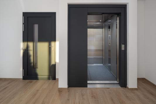 Lens, Valais - Villa 6.5 pièces 274.00 m2 CHF 3'200'000.-