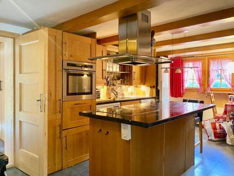 Bellwald, Valais - Maison villageoise 11.0 pièces 320.00 m2 CHF 880'000.-