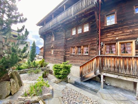 Bellwald, Valais - Maison villageoise 11.0 pièces 320.00 m2 CHF 880'000.-