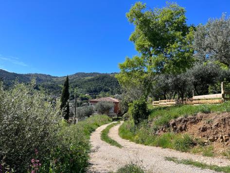 Callas, Provence-Alpes-Côte d'Azur - Maison villageoise  70.00 m2 EUR 420'000.-