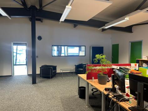 Uvrier, Valais - Local commercial 10.0 pièces 1200.00 m2 CHF 2'800'000.-