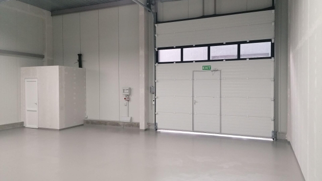 Location Halle 101 m2 - Bouveret - Winitivos Industrie Industrie, 1.0 pièces, 101.00 m2  CHF 1'483.- / mois 1897 Bouveret