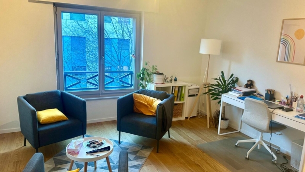 ANTONELLI - Surface commerciale Commerce Commerce , 111.00 m2  CHF 625'000.- 1950 Sion