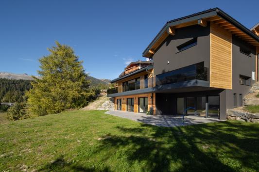 Crans-Montana, Valais - Chalet 5.0 pièces 324.55 m2 CHF 3'800'000.-