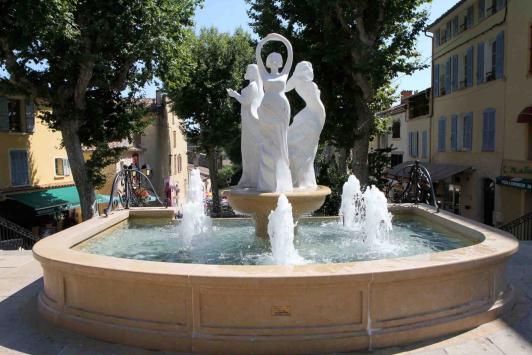 Lorgues, Provence-Alpes-Côte d'Azur - Villa 5.0 Rooms 135.00 m2 EUR 600'000.-