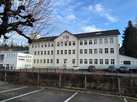 Porrentruy, Jura - Bureau 3.0 pièces 200.00 m2 CHF 2'500.- / année