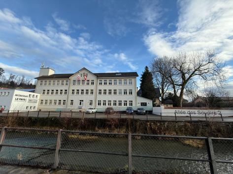 Porrentruy, Jura - Bureau 3.0 pièces 200.00 m2 CHF 2'500.- / année