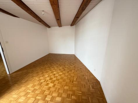 Porrentruy, Jura - Rental and commercial building 7.0 Rooms 320.00 m2 CHF 1'220'000.-