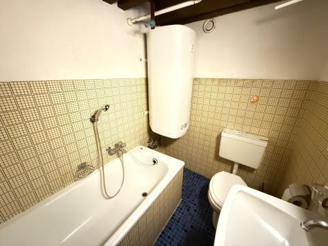 Porrentruy, Jura - Immeuble locatif 8.0 pièces 420.00 m2 CHF 900'000.-