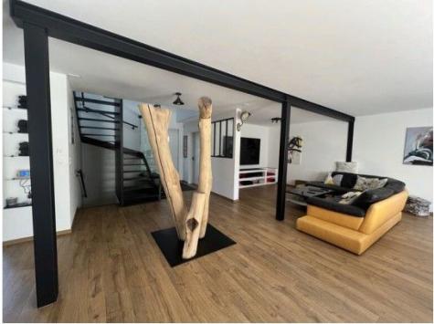 Porrentruy, Jura - Maison 6.5 pièces 220.00 m2 CHF 880'000.-