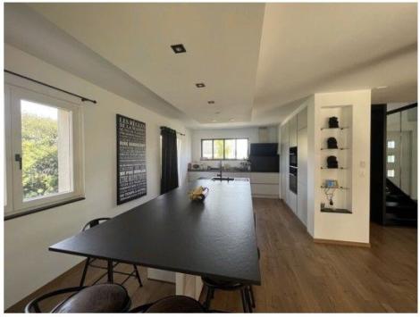 Porrentruy, Jura - Maison 6.5 pièces 220.00 m2 CHF 880'000.-