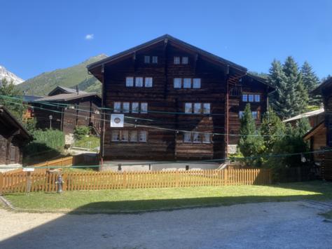 Bellwald, Valais - Maison villageoise 11.0 pièces 320.00 m2 CHF 820'000.-