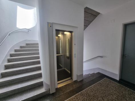 Porrentruy, Jura - Bureau 5.0 pièces 95.00 m2 CHF 1'825.- / mois