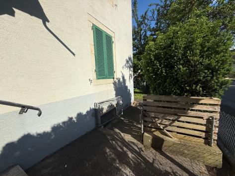 Courtedoux, Jura - Maison 9.0 pièces 220.00 m2 CHF 600'000.-