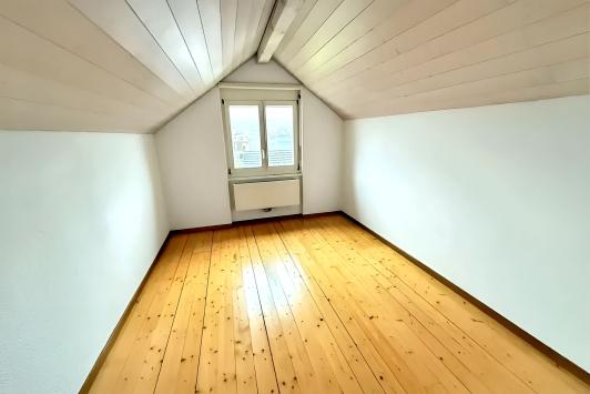 Glovelier, Jura - Appartement 4.5 pièces 80.00 m2 CHF 1'300.- / mois
