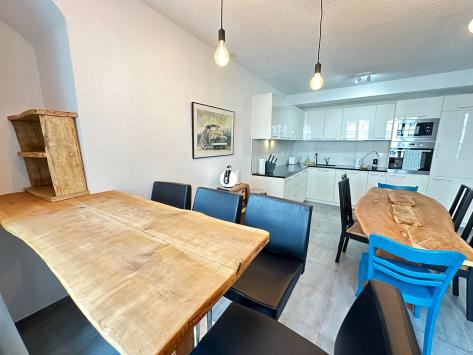 Porrentruy, Jura - Immeuble mixte  175.00 m2 CHF 2'300'000.-
