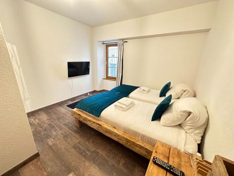 Porrentruy, Jura - Immeuble mixte  175.00 m2 CHF 2'300'000.-