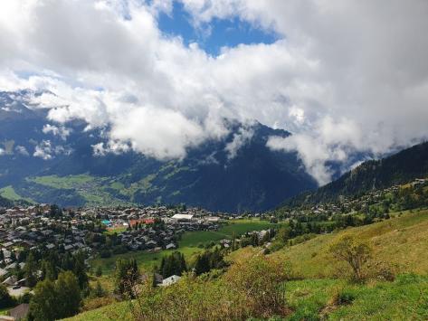 Verbier, Valais - Chalet 8.5 Rooms 100.00 m2 CHF 27'000'000.-