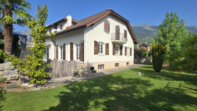 Villa Jumelle 7.5p Evéquoz Conthey Maison jumelée Maison jumelée, 7.5 pièces, 396.00 m2  CHF 1'490'000.- 1964 Conthey