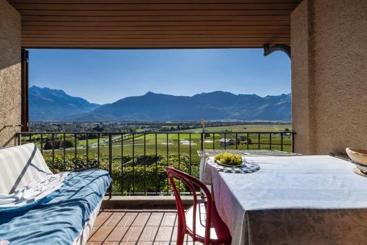 Yvorne, Vaud - Maison villageoise 18.0 pièces 488.00 m2 Prix sur demande