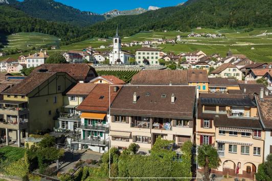 Yvorne, Vaud - Maison villageoise 18.0 pièces 488.00 m2 Prix sur demande