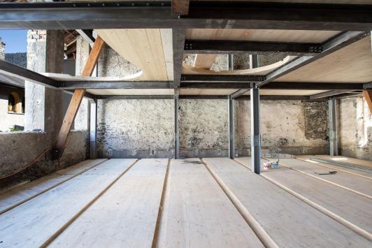 Chamoson, Valais - Maison villageoise 7.5 pièces 237.00 m2 CHF 890'000.-